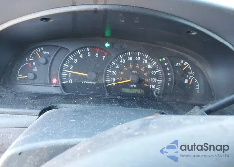 2000 Toyota Tundra Sr5 V8 from USA, damaged, VIN 5TBBT4417YS025747